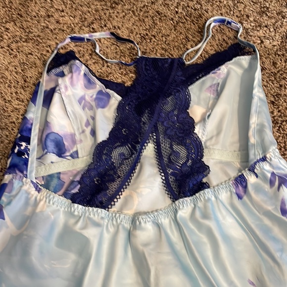 Apt 9 2 piece satin nightie. - Picture 3 of 4